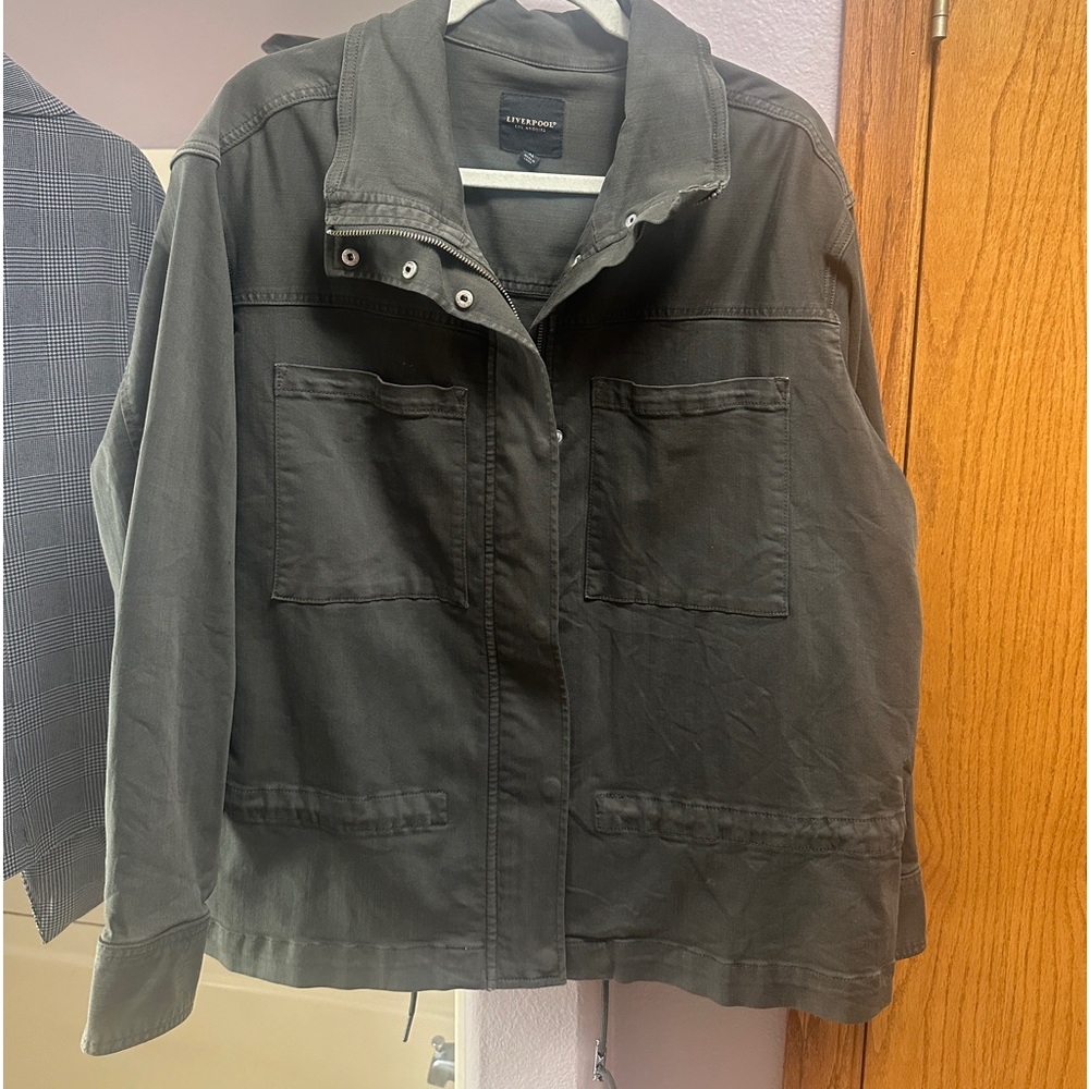 Liverpool Anorak Dark Sage Zipper jacket